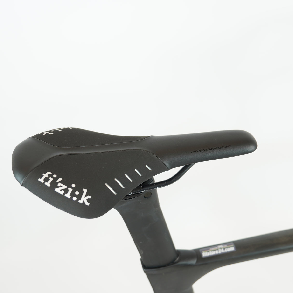 Drag Celerra DB G2 TE Red AXS black black 2024-4