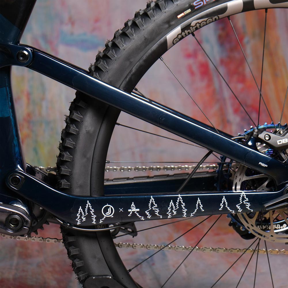 Unleazhed ED Jasper Jauch forest white glossy-1