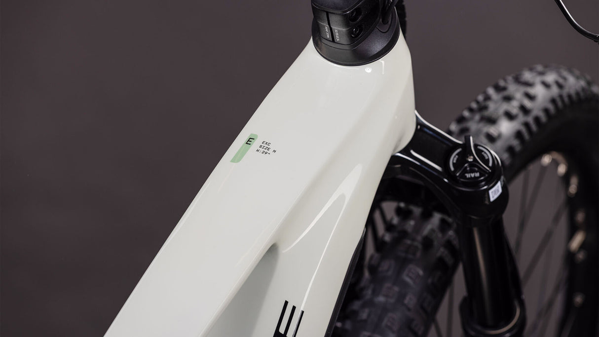 Cube Stereo Hybrid ONE44 EXC 800 desertstone´n´driedherbs 2026-1