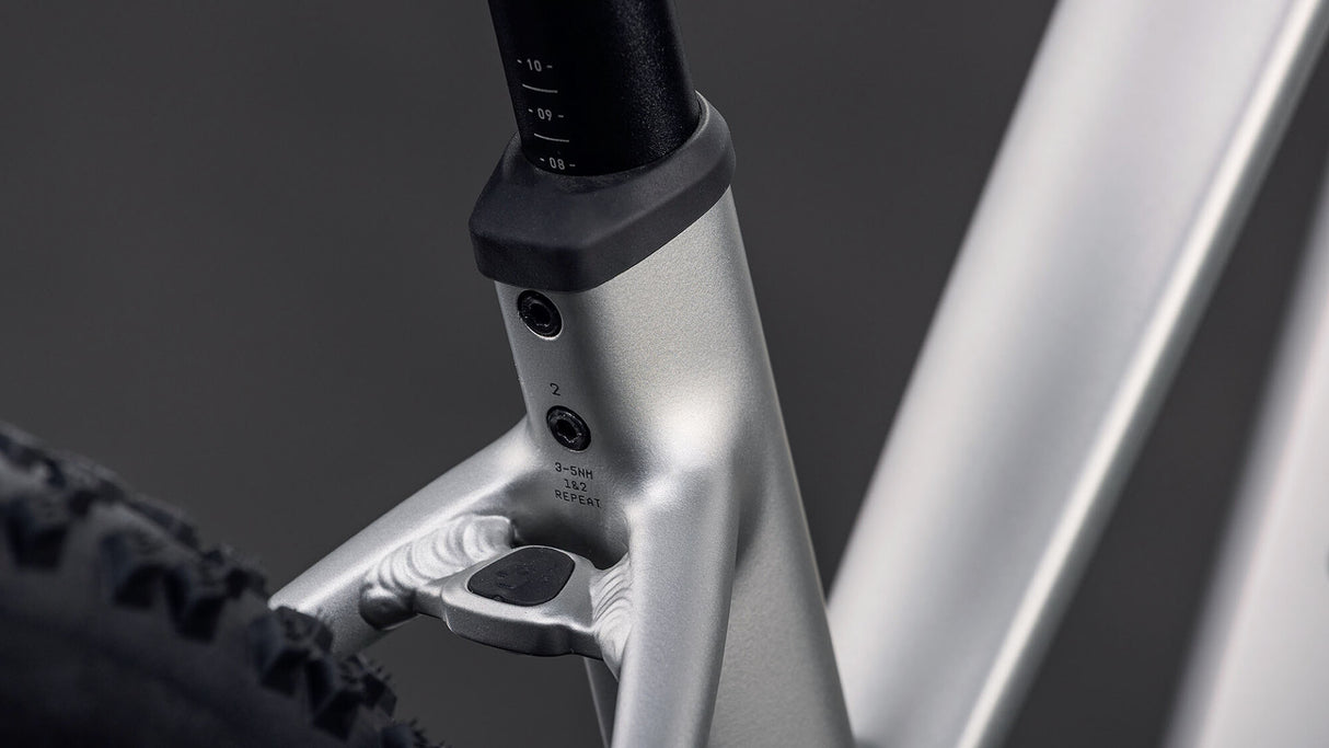 Cube Reaction Hybrid ONE 800 sleekgrey´n´prism 2026 Trapeze-4