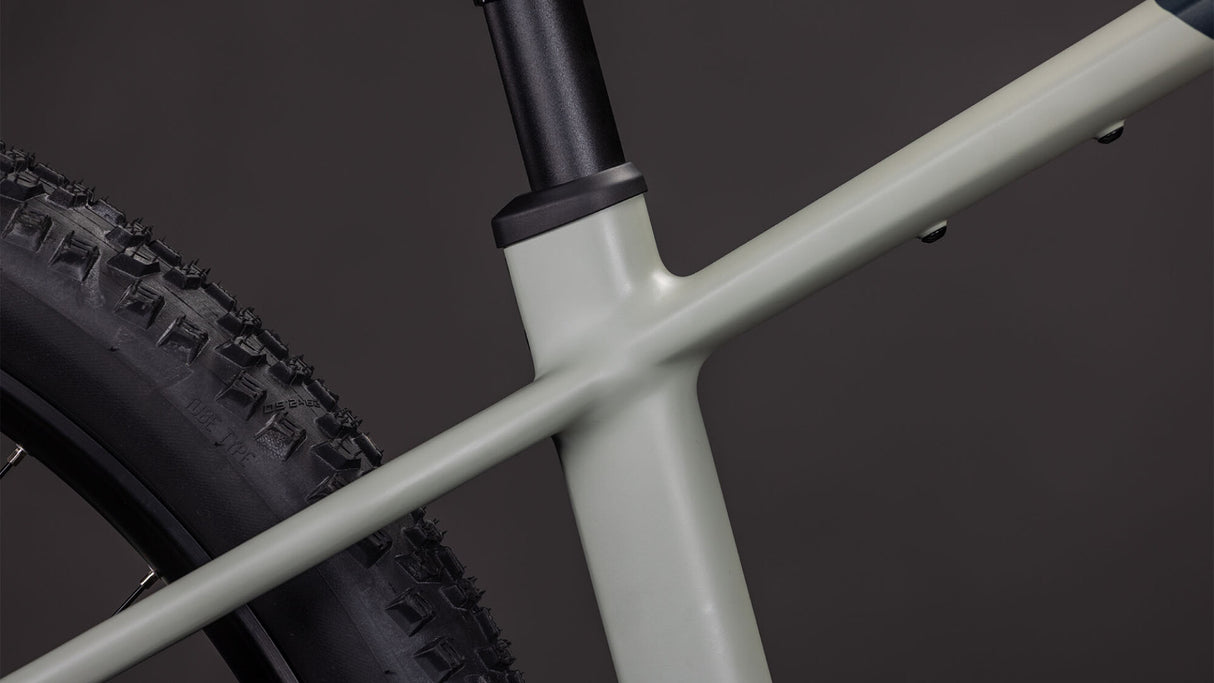 Cube Reaction Hybrid SLT 800 reedbeige´n´sagebrushgreen 2026-3