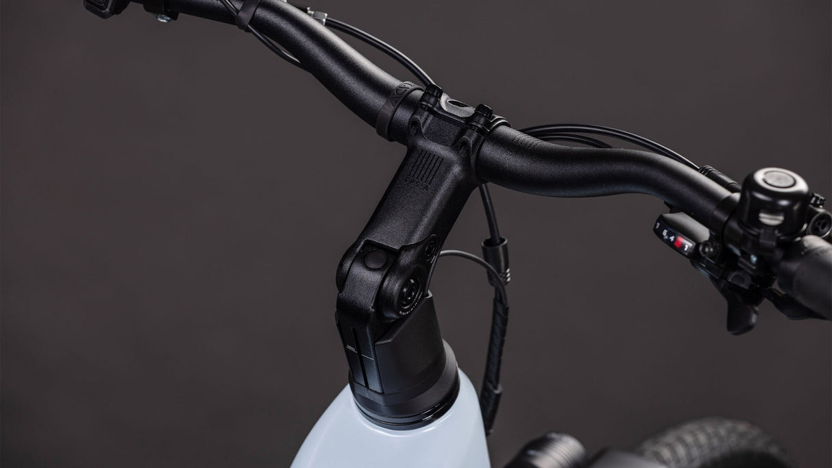 Cube Touring Hybrid ONE 600 glacier´n´reflex 2026 Easy Entry-3