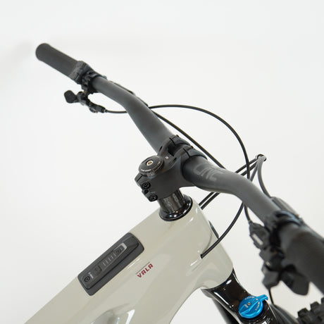 Santa Cruz Vala 1 C MX 90 grey-2