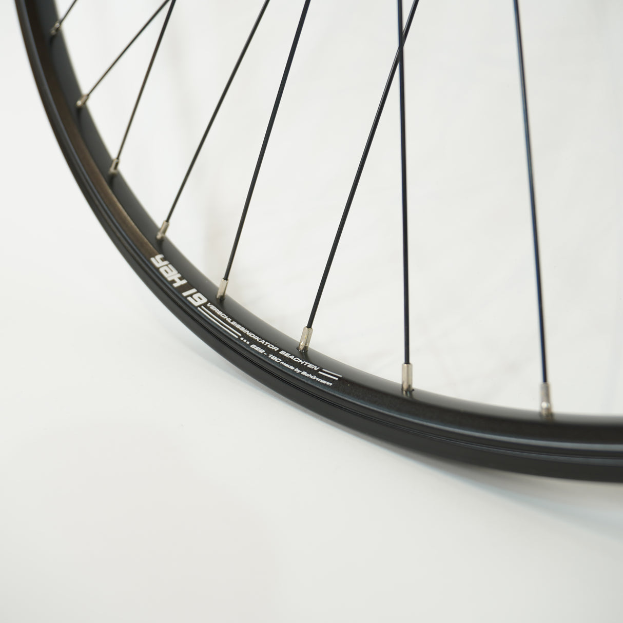 Contec Hinterrad 28" Yak 19 + Shimano FH-QC400-0