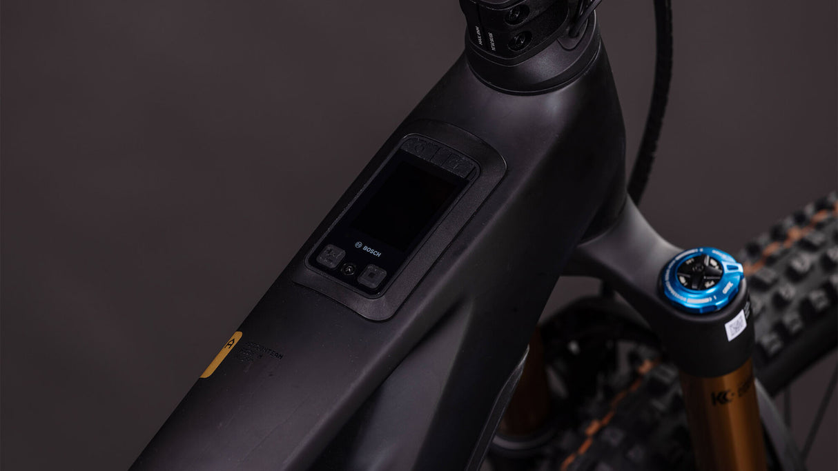 Cube Stereo Hybrid ONE44 HPC AT 800 carbon´n´gold 2026-1