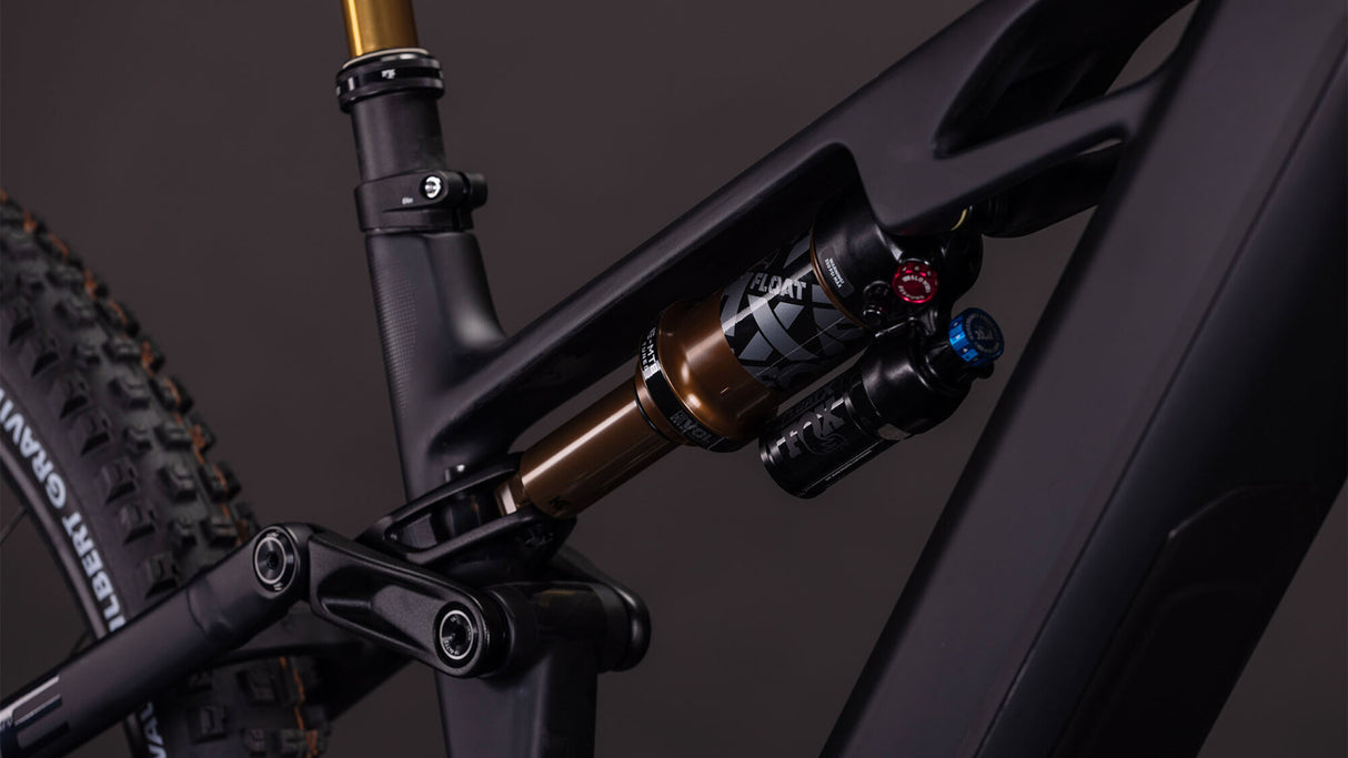 Cube Stereo Hybrid ONE44 HPC AT 800 carbon´n´gold 2026-4