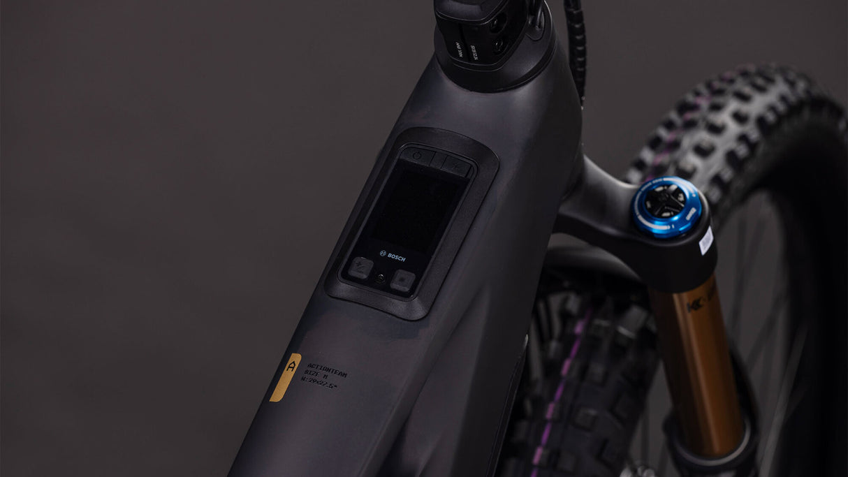 Cube Stereo Hybrid ONE77 HPC AT 800 carbon´n´gold 2026-1