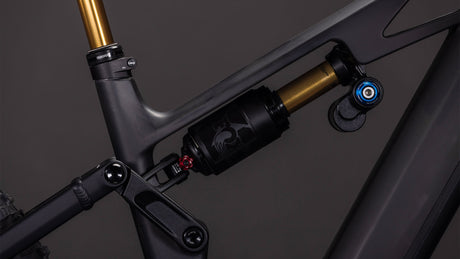 Cube Stereo Hybrid ONE77 HPC AT 800 carbon´n´gold 2026-4