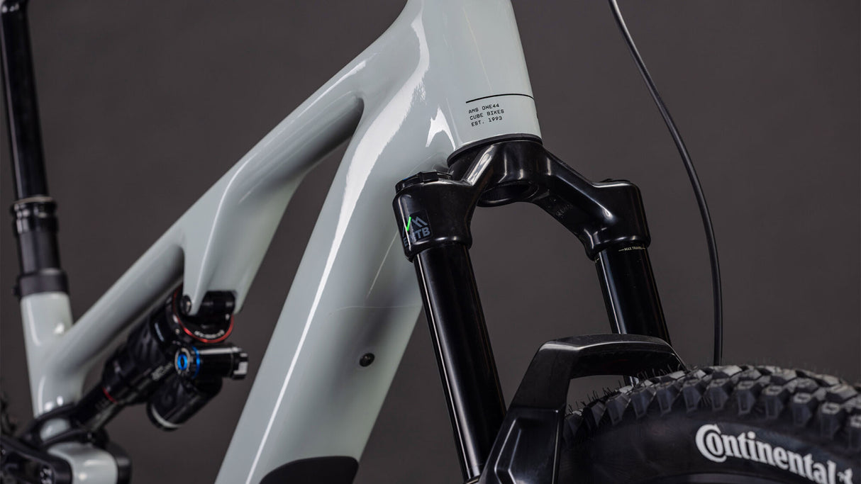 Cube AMS Hybrid ONE44 C:62 Race 400X reedbeige´n´black 2026-7
