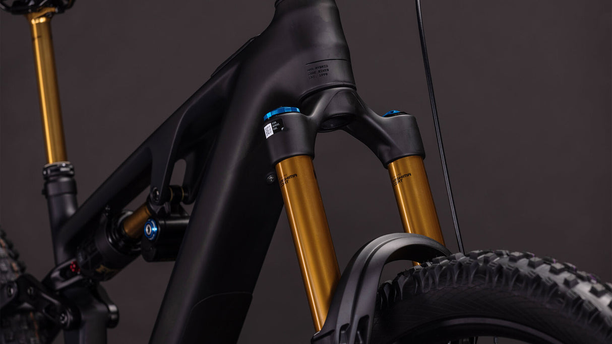 Cube AMS Hybrid ONE77 C:62 AT 600X carbon´n´gold 2026-6