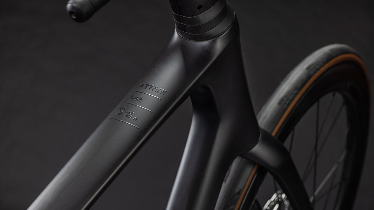 Cube Attain C:62 SLT carbon´n´coalchrome 2026-1