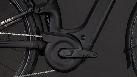 Cube Kathmandu Hybrid ONE11 HPC SLT 800 carbon´n´silverdust-6