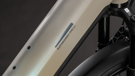 Cube Kathmandu Hybrid ONE11 HPC SLT 800 glintsand´n´oatgrey Easy Entry-2