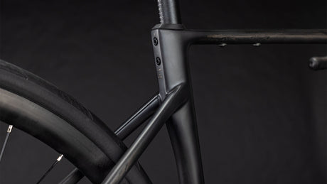 Cube Attain C:62 Race blackline 2026-5