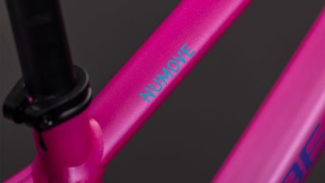 Cube Numove 160 fucsia´n´plum 2026-2