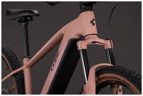 Cube Reaction Hybrid Performance 720 ruby´n´black-5
