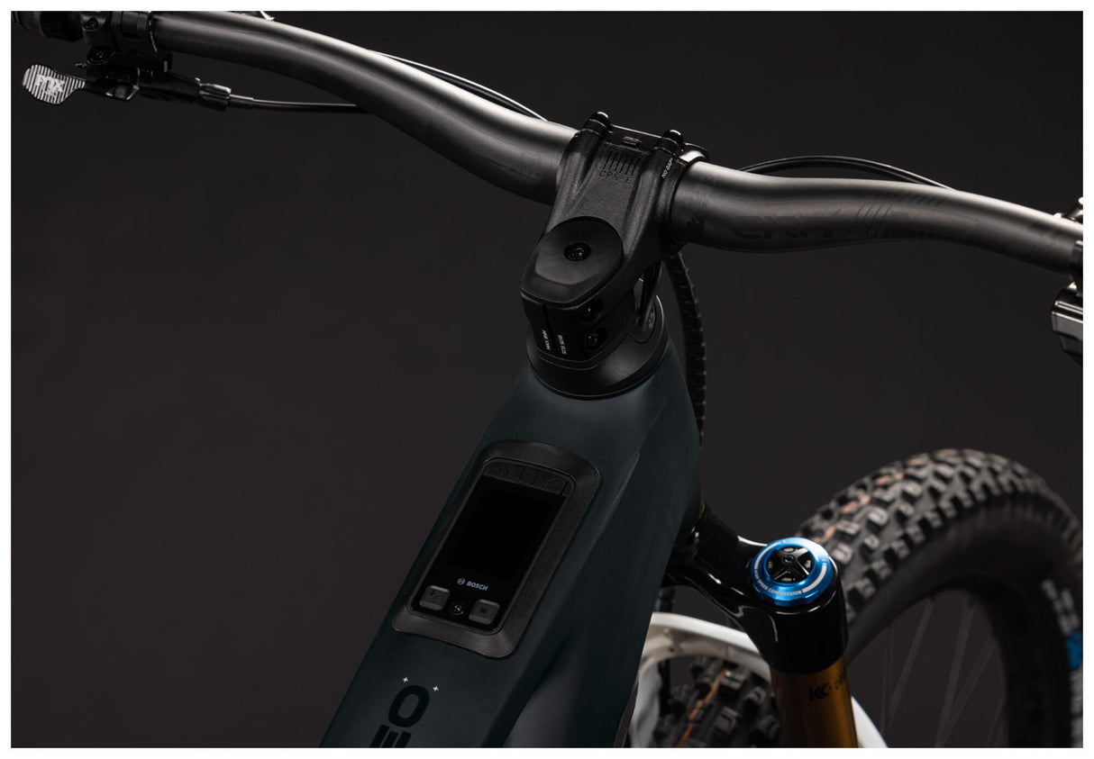 Cube Stereo Hybrid ONE44 HPC AT 800 carbon´n´white-1