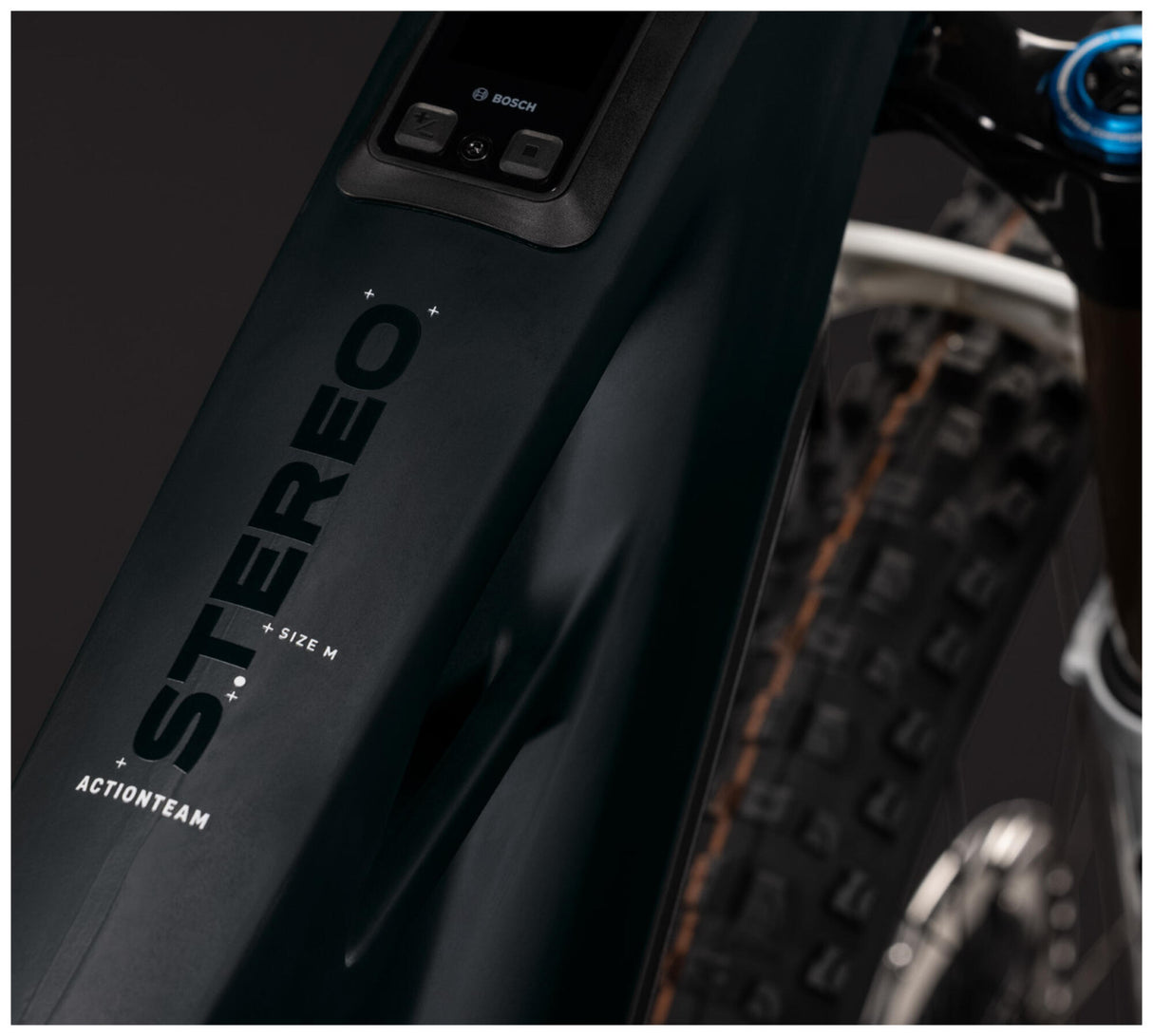 Cube Stereo Hybrid ONE44 HPC AT 800 carbon´n´white-2