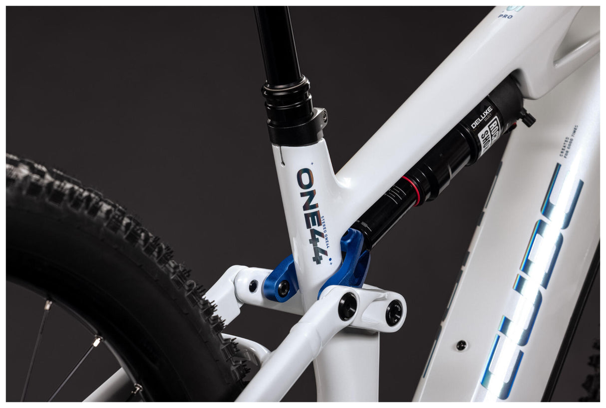 Cube Stereo Hybrid ONE44 HPC Pro 800 metallicwhite´n´blue-3