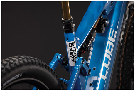 Cube Stereo Hybrid ONE77 HPC AT 800 actionteam-2