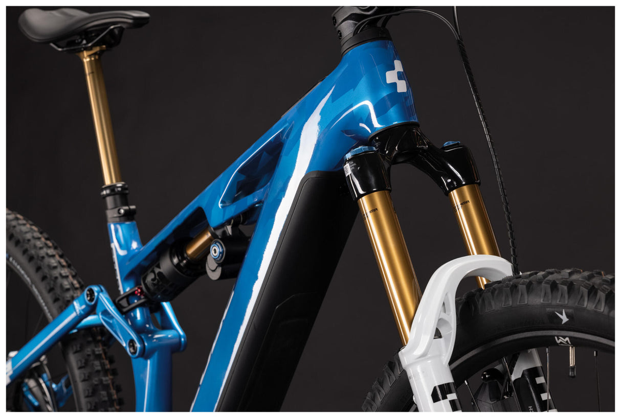 Cube Stereo Hybrid ONE77 HPC AT 800 actionteam-6