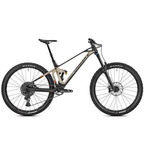 Mondraker Superfoxy Carbon R-0